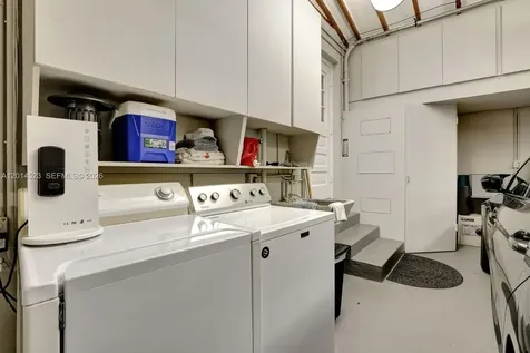6255 SW 92nd Street Pinecrest FL 33156