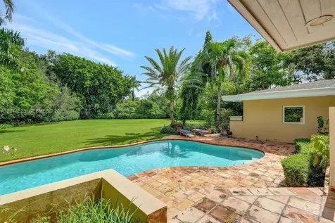 6255 SW 92nd Street Pinecrest FL 33156