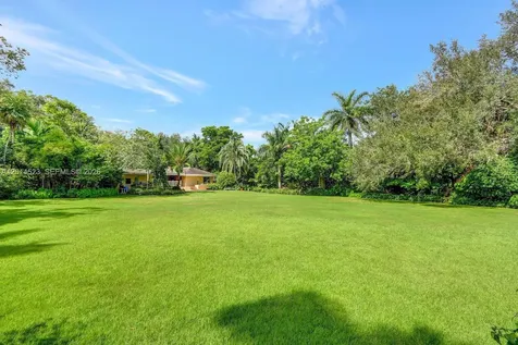 6255 SW 92nd Street Pinecrest FL 33156