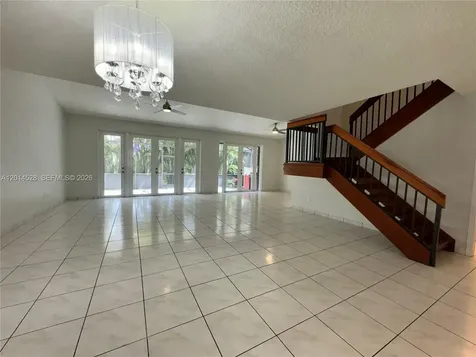 4745 NW 98th Place Doral FL 33178