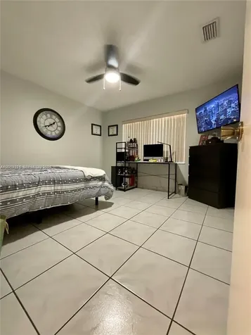 4745 NW 98th Place Doral FL 33178