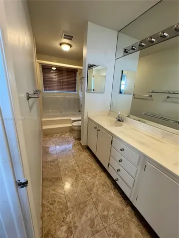 4745 NW 98th Place Doral FL 33178