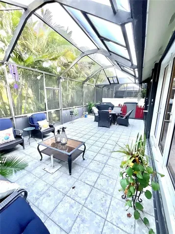 4745 NW 98th Place Doral FL 33178