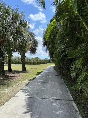 4745 NW 98th Place Doral FL 33178
