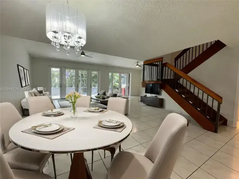 4745 NW 98th Place Doral FL 33178