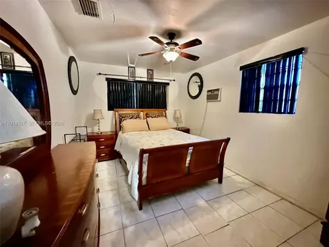 4733 NW 192nd Street Miami Gardens FL 33055