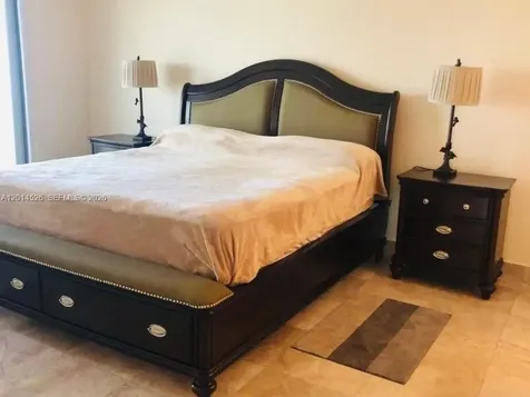 2780 NE 183rd Street Aventura FL 33160