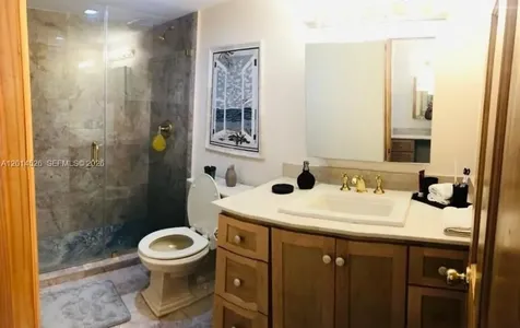 2780 NE 183rd Street Aventura FL 33160