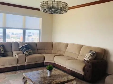 2780 NE 183rd Street Aventura FL 33160