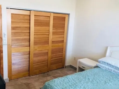 2780 NE 183rd Street Aventura FL 33160