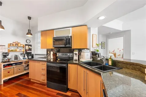 3165 NE 184th Street Aventura FL 33160