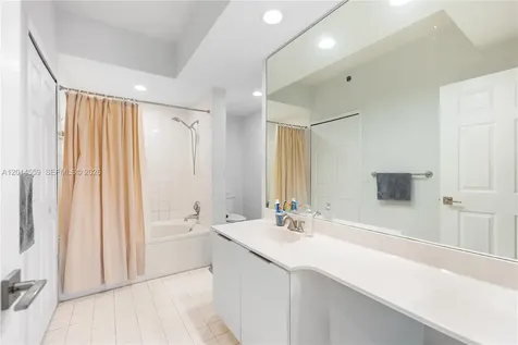 3165 NE 184th Street Aventura FL 33160