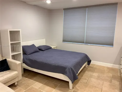 2780 NE 183rd Street Aventura FL 33160