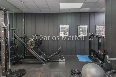 2780 NE 183rd Street Aventura FL 33160