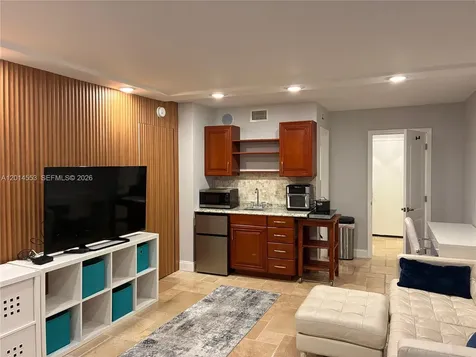 2780 NE 183rd Street Aventura FL 33160