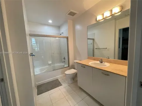 2275 Biscayne Boulevard Miami FL 33137