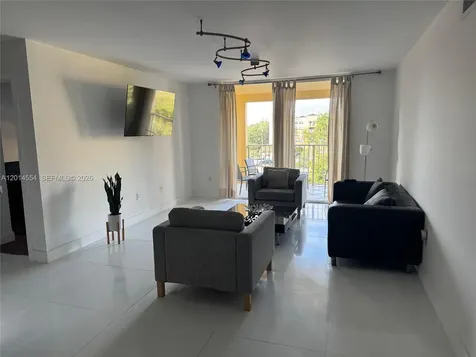 19555 E Country Club Drive Aventura FL 33180