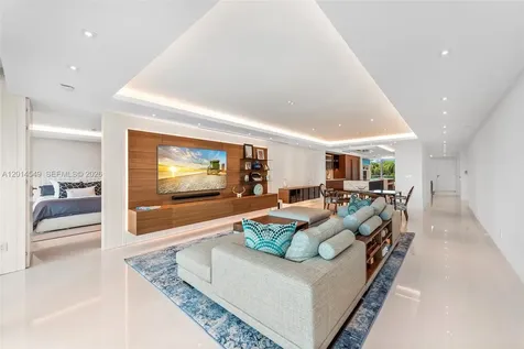 2627 S Bayshore Drive Miami FL 33133