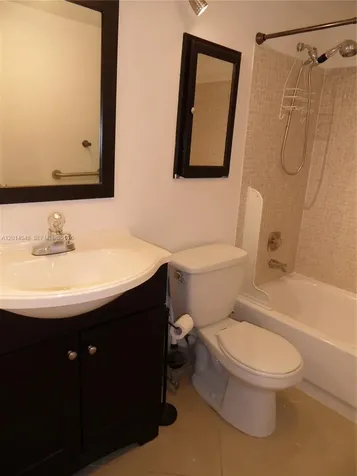 70 Prescott D Deerfield Beach FL 33442