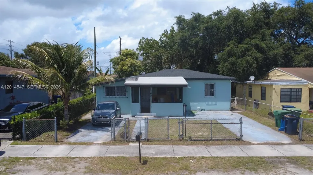 1631 NW 114th Street Miami FL 33167