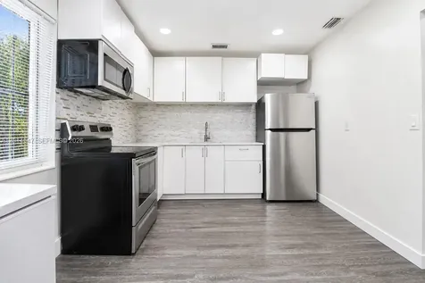 1631 NW 114th Street Miami FL 33167