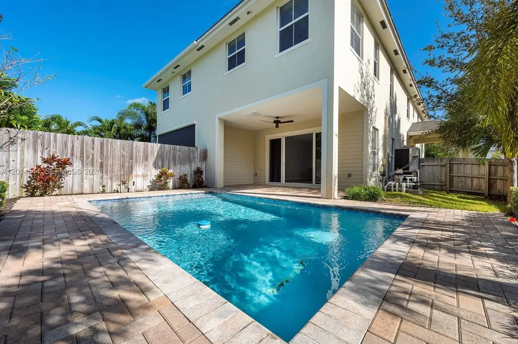 1031 NE 13th Avenue Fort Lauderdale FL 33304