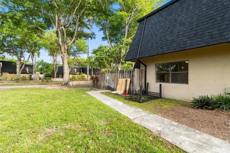 14289 SW 94th Cir Lane Miami FL 33186