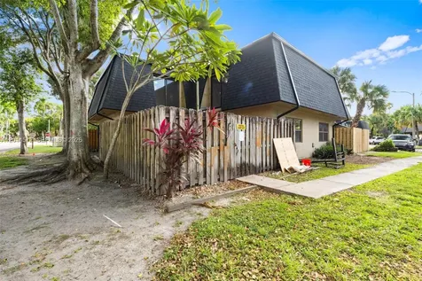 14289 SW 94th Cir Lane Miami FL 33186