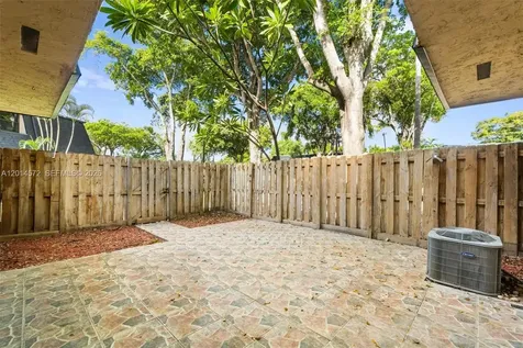 14289 SW 94th Cir Lane Miami FL 33186