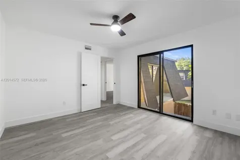 14289 SW 94th Cir Lane Miami FL 33186