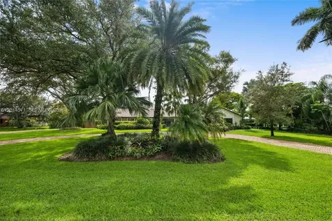 15110 N Saxon Circle Southwest Ranches FL 33331