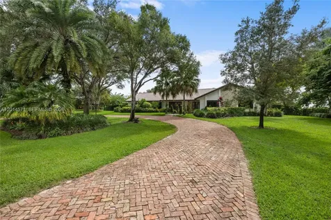 15110 N Saxon Circle Southwest Ranches FL 33331