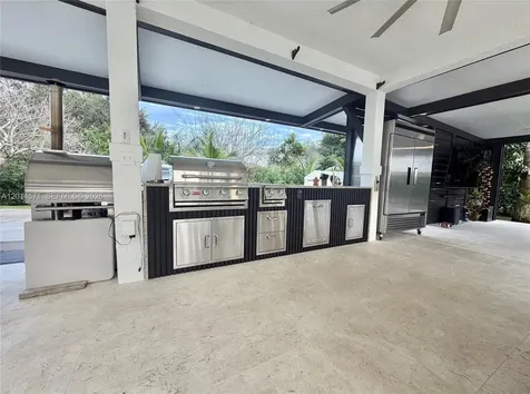 15110 N Saxon Circle Southwest Ranches FL 33331