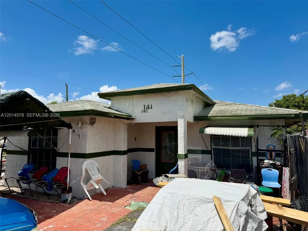 141 SW 2nd Street Deerfield Beach FL 33441