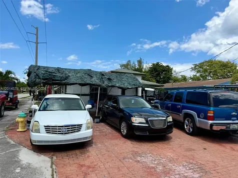 141 SW 2nd Street Deerfield Beach FL 33441