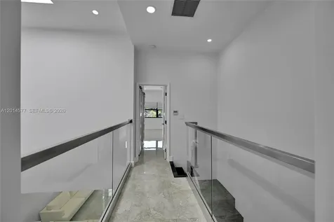 Sunny Isles Beach FL 33160