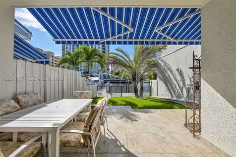 Sunny Isles Beach FL 33160