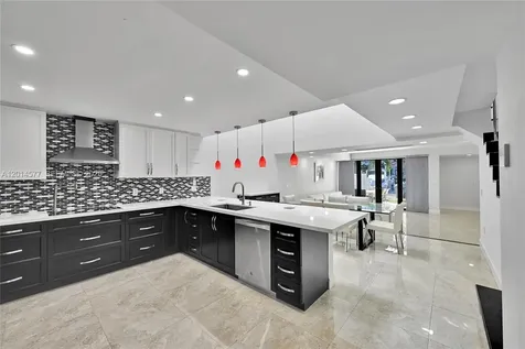 Sunny Isles Beach FL 33160