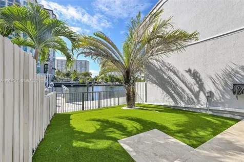 Sunny Isles Beach FL 33160