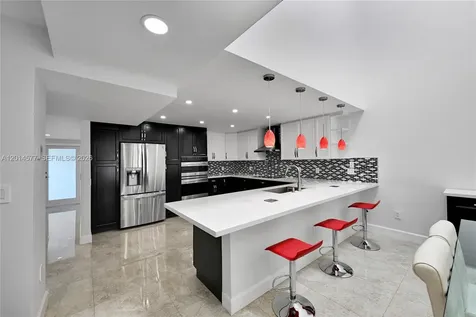 Sunny Isles Beach FL 33160