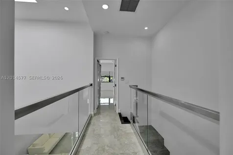 Sunny Isles Beach FL 33160