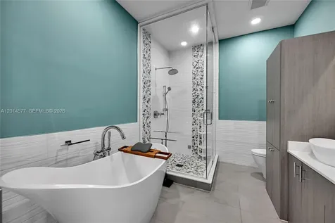 Sunny Isles Beach FL 33160