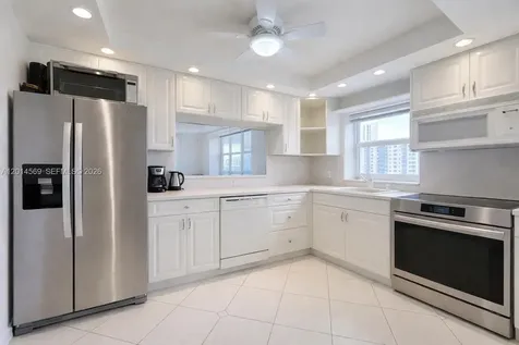 3800 S Ocean Drive Hollywood FL 33019