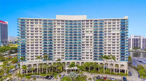 3800 S Ocean Drive Hollywood FL 33019