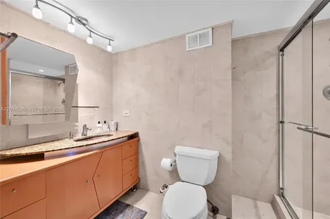 6039 Collins Avenue Miami Beach FL 33140