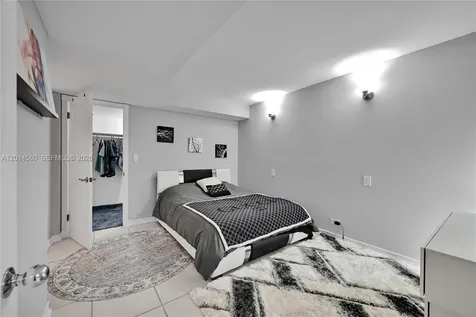 6039 Collins Avenue Miami Beach FL 33140