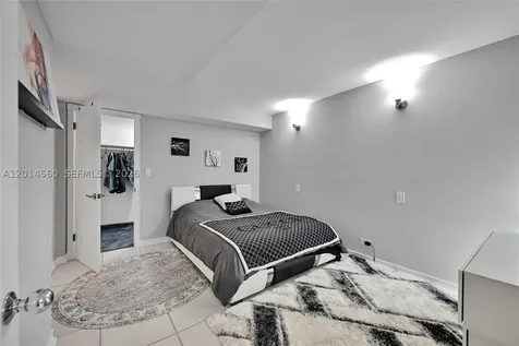 6039 Collins Avenue Miami Beach FL 33140