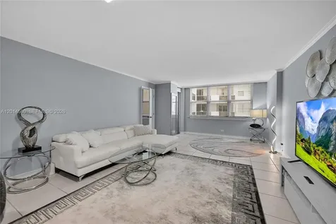 6039 Collins Avenue Miami Beach FL 33140