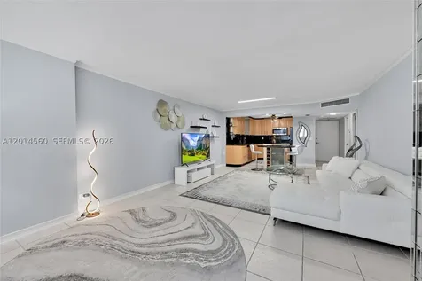 6039 Collins Avenue Miami Beach FL 33140
