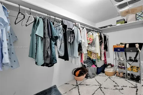 6039 Collins Avenue Miami Beach FL 33140
